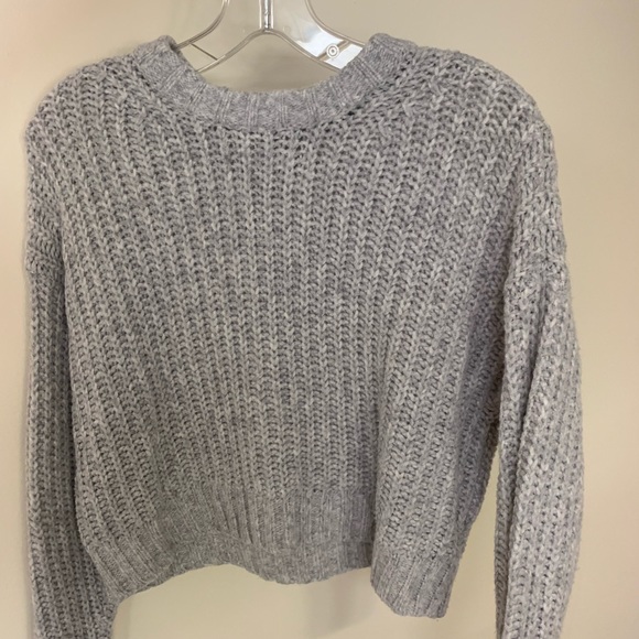 American Eagle Outfitters Sweaters - AMERICAN EAGLE GREY SWEATER